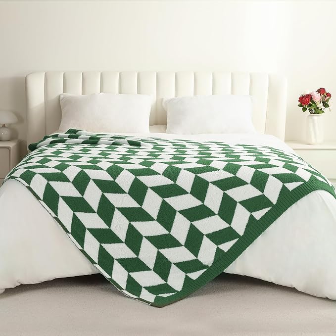 Snuggle Sac Christmas Green Throw Blanket for Couch, Super Soft Christmas Blankets Cozy Knit Fuzzy Plush Lightweight Throws for Sofa, Bed, Chevron Green,50x60 inches