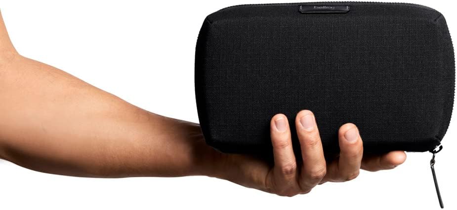 Bellroy Tech Kit (Tech Accessories Organizer Pouch, Zipper Closure Design, Stores Power Bank, Phone Charger, Cables & More, Internal)