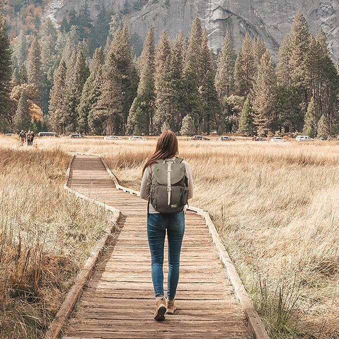 BAGSMART Camera Backpack, DSLR SLR Waterproof Camera Bag with 15 Inch Laptop Compartment & Tripod Holder & Rain Cover, Green